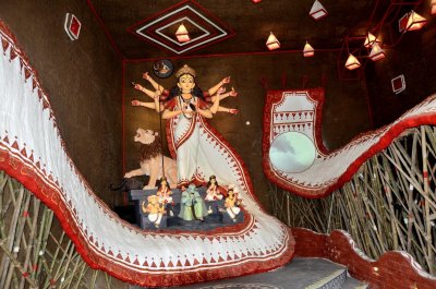 সন্তোষপুর অ্যাভিনিউ সাউথ পূজা মণ্ডপ
