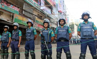 পুলিশের পাহারায় অবরুদ্ধ নয়া পল্টনে বিএনপির কেন্দ্রীয় কার্যালয়