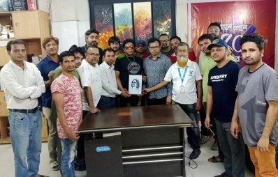 শ্রদ্ধা-ভালোবাসায় সাংবাদিক-গীতিকবি বিশালকে স্মরণ