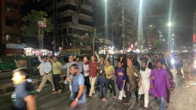 আওয়ামী লীগের আনন্দ মিছিল