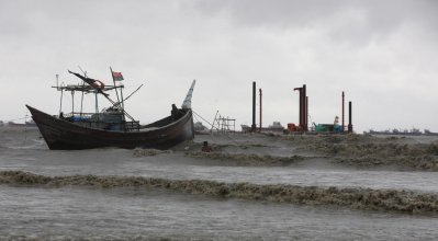 ঘূর্ণিঝড় ‘মিধিলি’র প্রভাবে পতঙ্গায় সাগর উত্তাল (ছবি: ফোকাস বাংলা) 