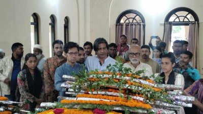 ভাসানীর মৃত্যুবার্ষিকীতে টাঙ্গাইলের সন্তোষে তাঁর কবরে গণসংহতি আন্দোলনের শ্রদ্ধা