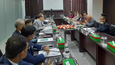 বৈঠকের দুই পক্ষের প্রতিনিধি দল