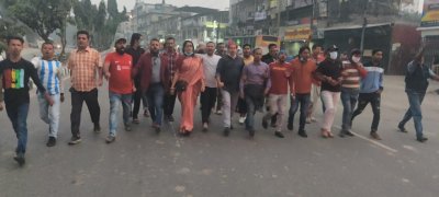 ঢাকা জেলা বিএনপির সাধারণ সম্পাদক অ্যাডভোকেট নিপুণ রায় চৌধুরীর নেতৃত্বে মিছিল