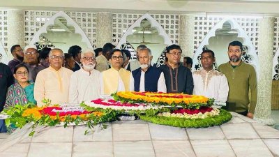  হোসেন শহীদ সোহরাওয়ার্দীর ৬০তম মৃত্যুবার্ষিকী উপলক্ষে সুপ্রিম কোর্ট সংলগ্ন তার কবরে শ্রদ্ধা 