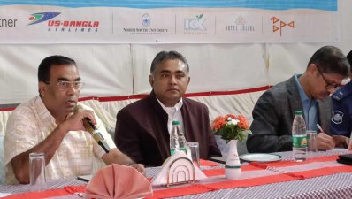কথা বলছেন কক্সবাজার প্রেসক্লাব ও  কক্সবাজার সাংবাদিক ইউনিয়নের সভাপতি আবু তাহের (ছবি: বাংলা ট্রিবিউন)