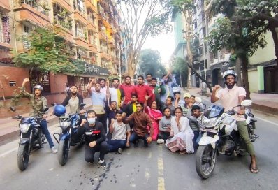 গ্রেফতার এড়াতে নিজেদের এলাকায় চলাচলেও সতর্ক থাকতে হচ্ছে বিএনপির নেতাকর্মীদের 
