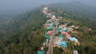 সাজেকে ধারণক্ষমতার দ্বিগুণ পর্যটক, স্থানীয়দের বাড়িতে অনেকের অবস্থান