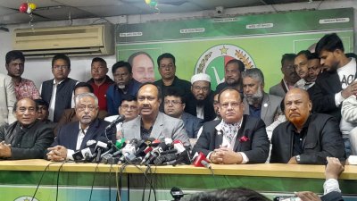 রবিবার বিকালে সংবাদ সম্মেলনে জাপা মহাসচিব মুজিবুল হক চুন্নু