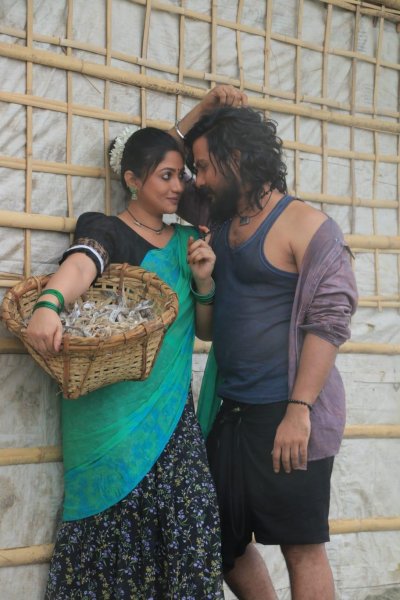 আঁচল ও অমি