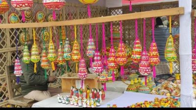 লোকজ মেলায় তিন লক্ষাধিক লোকসমাগমের আশা