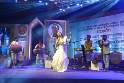 সংবর্ধনা অনুষ্ঠানে সাংস্কৃতিক পরিবেশনা