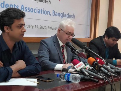 ডিক্যাব টকে রাশিয়ান রাষ্ট্রদূত আলেকজান্ডার ভি মান্টিটস্কি