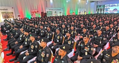 প্রতিষ্ঠাবার্ষিকীর অনুষ্ঠানে র&zwnj;্যাব সদস্যরা (ছবি: ফোকাস বাংলা)