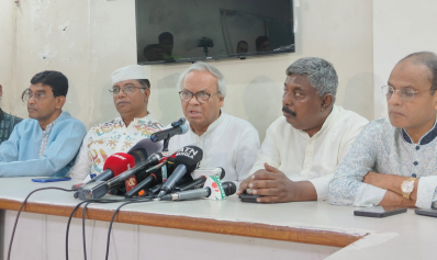 বিএনপির কেন্দ্রীয় কার্যালয়ে সংবাদ সম্মেলন