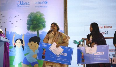 পুরস্কার পেয়ে নিজের অনুভূতি প্রকাশ করছেন উদিসা ইসলাম