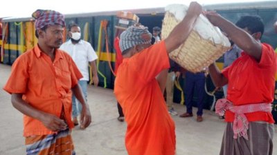 এবারও চালু হচ্ছে ‘ম্যাংগো স্পেশাল ট্রেন’, ঢাকায় আম আনতে খরচ কত?