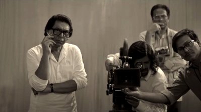 মৃণাল সেন রূপে চঞ্চল