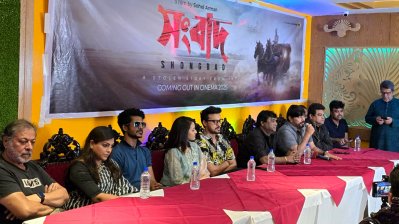 মহরতে শিল্পী-কুশলীরা