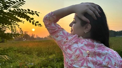 &lsquo;রঙিলা কিতাব&rsquo;র শুটিংয়ে পরীমণি