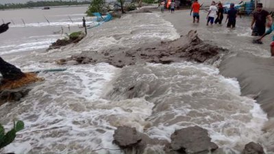 পল্লী বিদ্যুতের সাড়ে ১৩ লাখের বেশি গ্রাহক ‘অন্ধকারে’