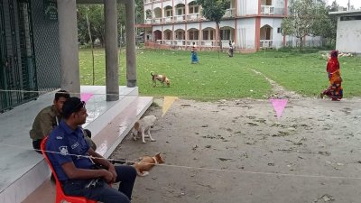 ছয় ঘণ্টায় ৪.৮০ শতাংশ ভোট পড়েছে সাতক্ষীরার একটি কেন্দ্রে