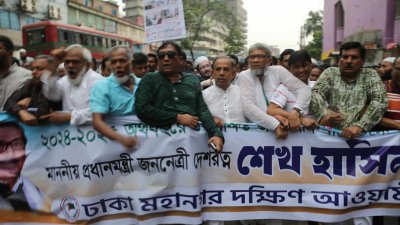 ঢাকা মহানগর আওয়ামী লীগের আনন্দমিছিল। ছবি: সাজ্জাদ হোসেন 