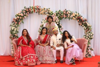ঢাকা থেকে শ্রীমঙ্গল ছুটলেন তৌসিফ-তটিনী