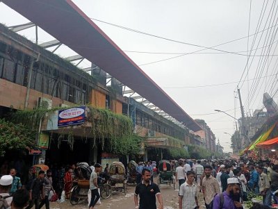 গত কয়েকটি ঈদের তুলনায় এবার যাত্রী উপস্থিতি কিছুটা বেশি