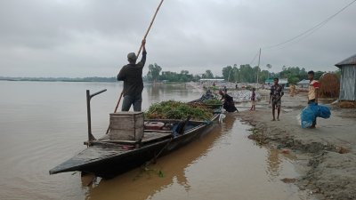 বিপদসীমার ওপরে তিস্তার পানি, ডুবেছে নিম্নাঞ্চল