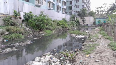 ক্রমেই সরু হচ্ছে জয়নগর খাল