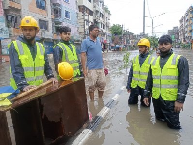 টানা বৃষ্টি হওয়ায় পানি অপসারণে কিছুটা সময় লেগেছে: ডিএনসিসি