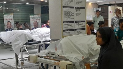 ডা. আজমল ও আলোক হাসপাতালে একের পর এক লাশ আসছিল