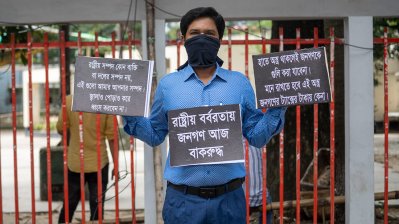 ‘হাতে অস্ত্র থাকলেই গুলি করা যাবে না, এগুলো জনগণের ট্যাক্সের টাকায় কেনা’