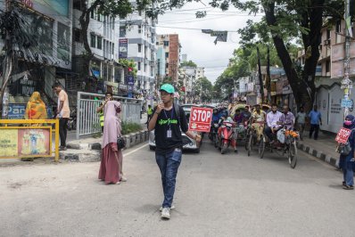 এখনও রাজপথে শিক্ষার্থীরা