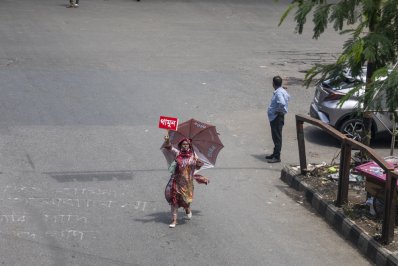 এখনও রাজপথে শিক্ষার্থীরা