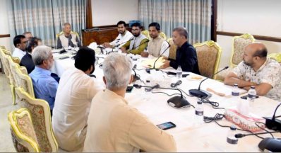 ড. ইউনূসের সঙ্গে বৈঠকে এবি পার্টি, গণঅধিকার পরিষদের উভয় অংশের নেতারা।