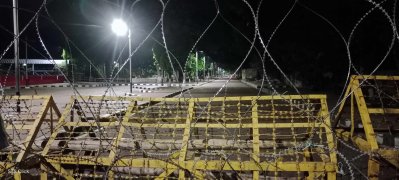 সুনসান বঙ্গবন্ধুর বাড়ি। ছবি: সালমান তারেক শাকিল। 