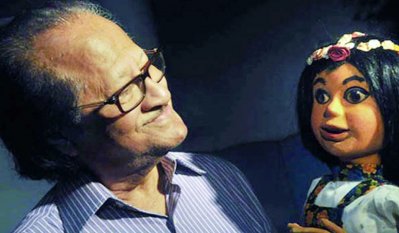 মুস্তাফা মনোয়ার ও তার সৃষ্ট পাপেট চরিত্র