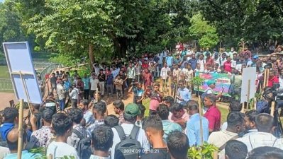 ইতালির ভিসাসহ পাসপোর্ট ফেরতের দাবিতে গণ-অবস্থান