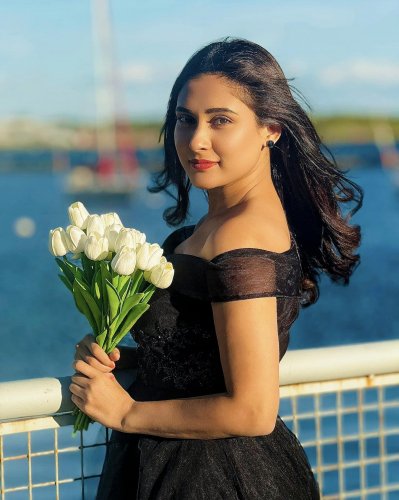 টরন্টোয় মেহজাবীন চৌধুরী