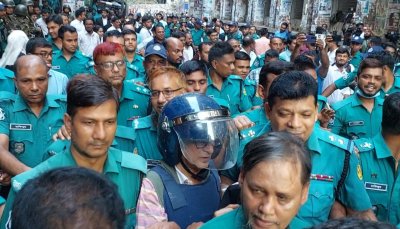 আদালতে তৌফিক-ই-ইলাহী