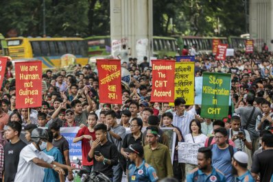 শাহবাগে শিক্ষার্থী ও ক্ষুদ্র নৃ-গোষ্ঠীর সদস্যদের বিক্ষোভ (ছবি: সাজ্জাদ হোসেন)