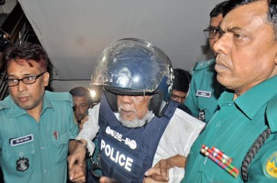 আদালতে আমির হোসেন আমু (ছবি: ফোকাস বাংলা)