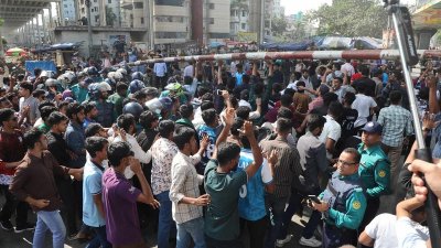 শিক্ষার্থীদের বিক্ষোভ। ছবি: নাসিরুল ইসলাম