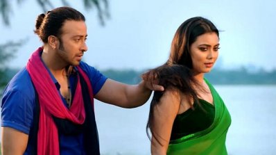 &lsquo;প্রিয়তমা&rsquo;য় শাকিব ও ইধিকা