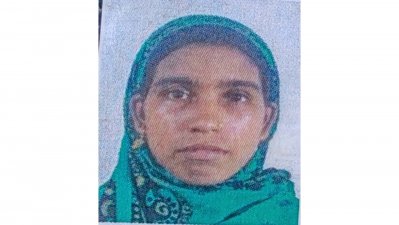 রেলক্রসিংয়ে ট্রেনের ধাক্কায় প্রাণ গেলো অনাগত সন্তানসহ মায়েরও