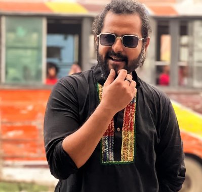 বিয়ে বন্ধনে ‘বাজে স্বভাব’ খ্যাত শিল্পী!
