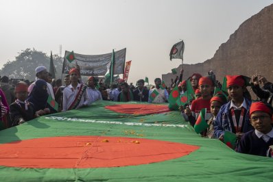 শিক্ষার্থীদের শ্রদ্ধা