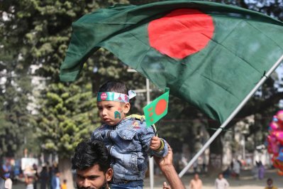 বিজয় র‌্যালিতে এক শিশু